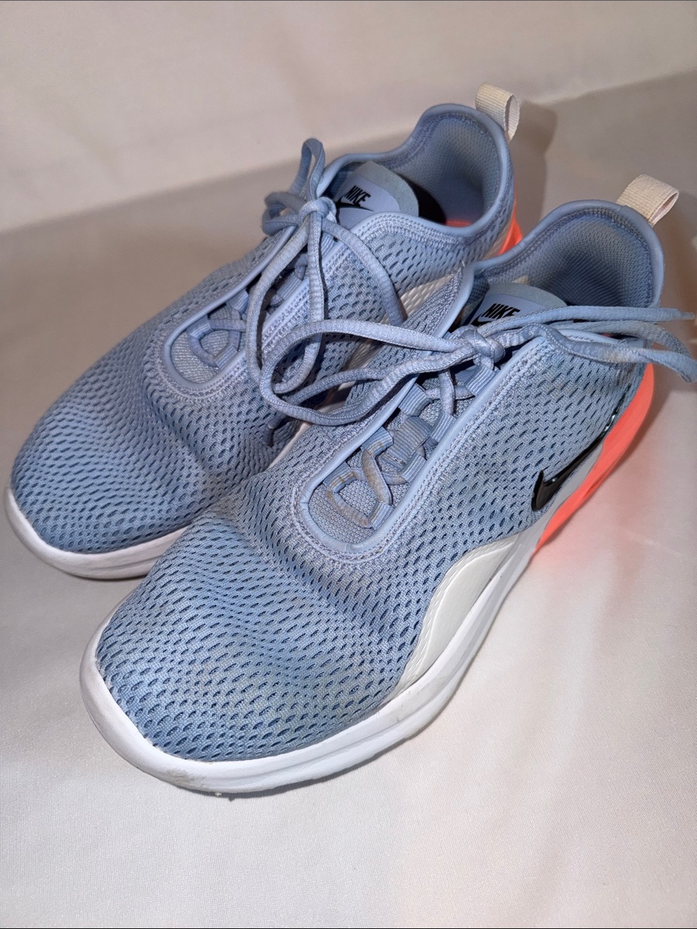 Nike Women's Air Max Motion 2 Light Blue & Orange Running Sneakers Size 8.5